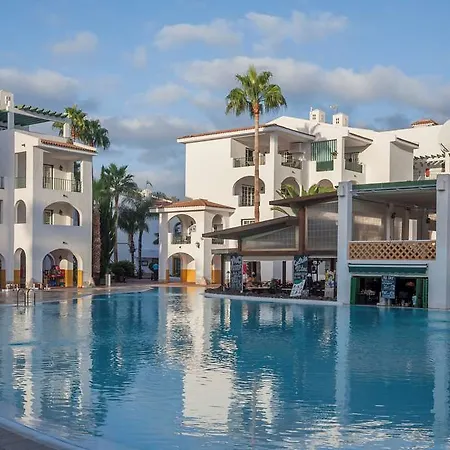 Sunset Harbour Club 4*