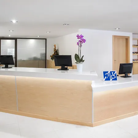 Апарт-готель Sunset Harbour Club 3*