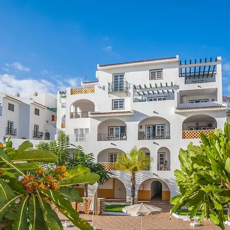 Sunset Harbour Club 4*