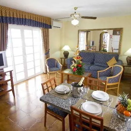 Sunset Harbour Club Апарт-готель