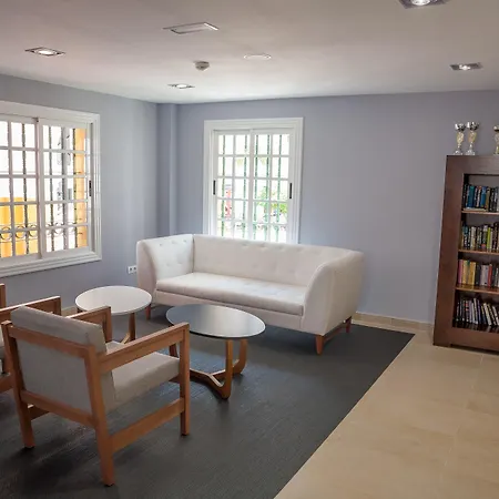 公寓式酒店 日落港俱乐部钻石度假公寓 阿德耶