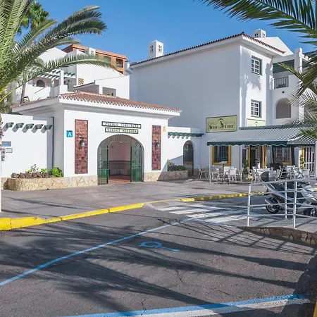 Apartahotel Sunset Harbour Club