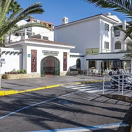 아파트호텔 Hilton Vacation Club Sunset Harbour Club Tenerife 아데제