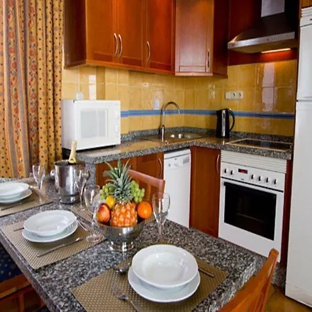 日落港俱乐部钻石度假公寓 4*