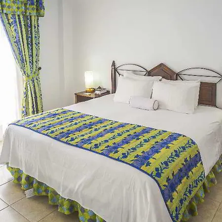 日落港俱乐部钻石度假公寓 公寓式酒店 阿德耶