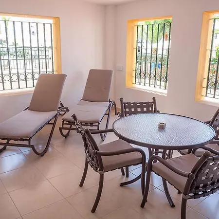 Hilton Vacation Club Sunset Harbour Club Tenerife Aparthotel 4*