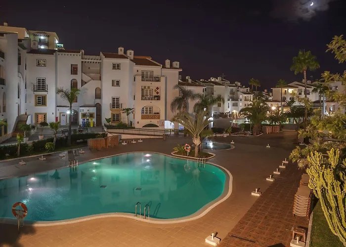 Sunset Harbour Club 4*