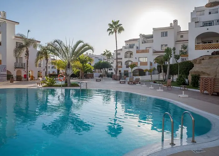 Aparthotel Sunset Harbour Club